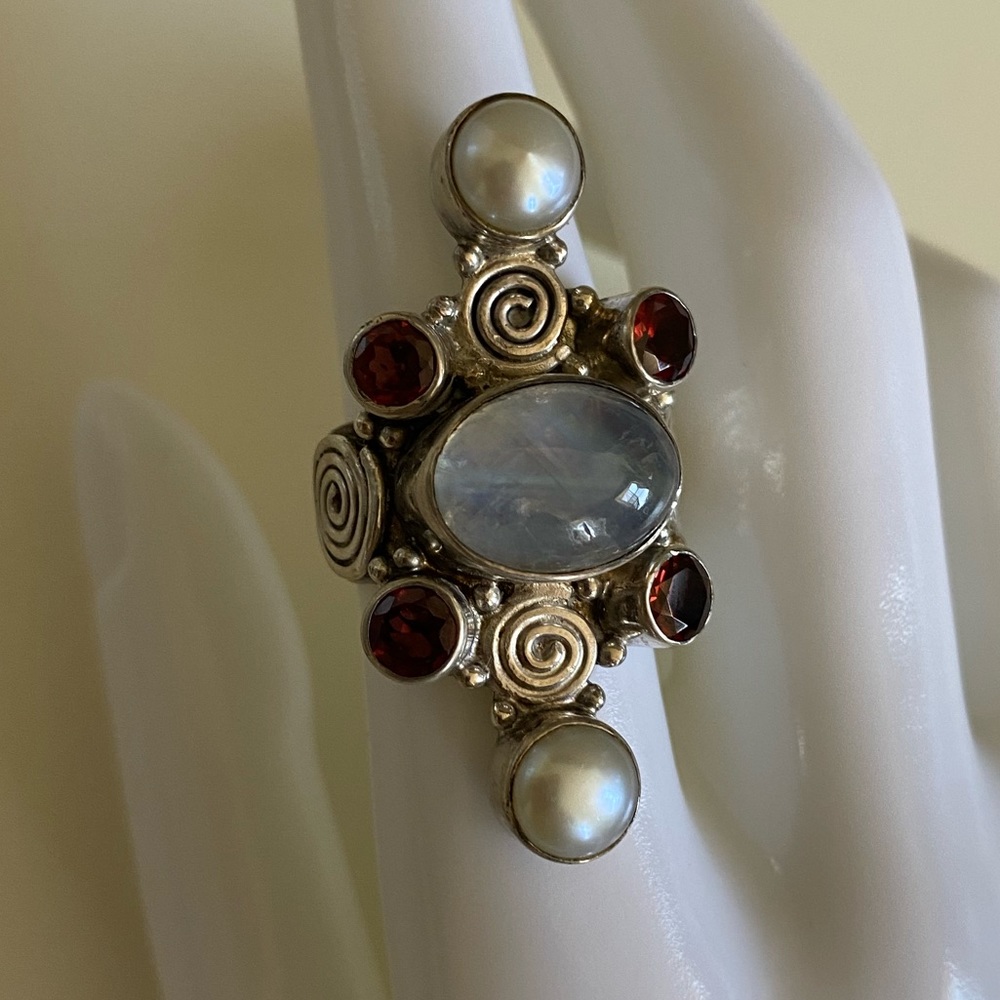 Genuine Silver Statement Ring - image 3